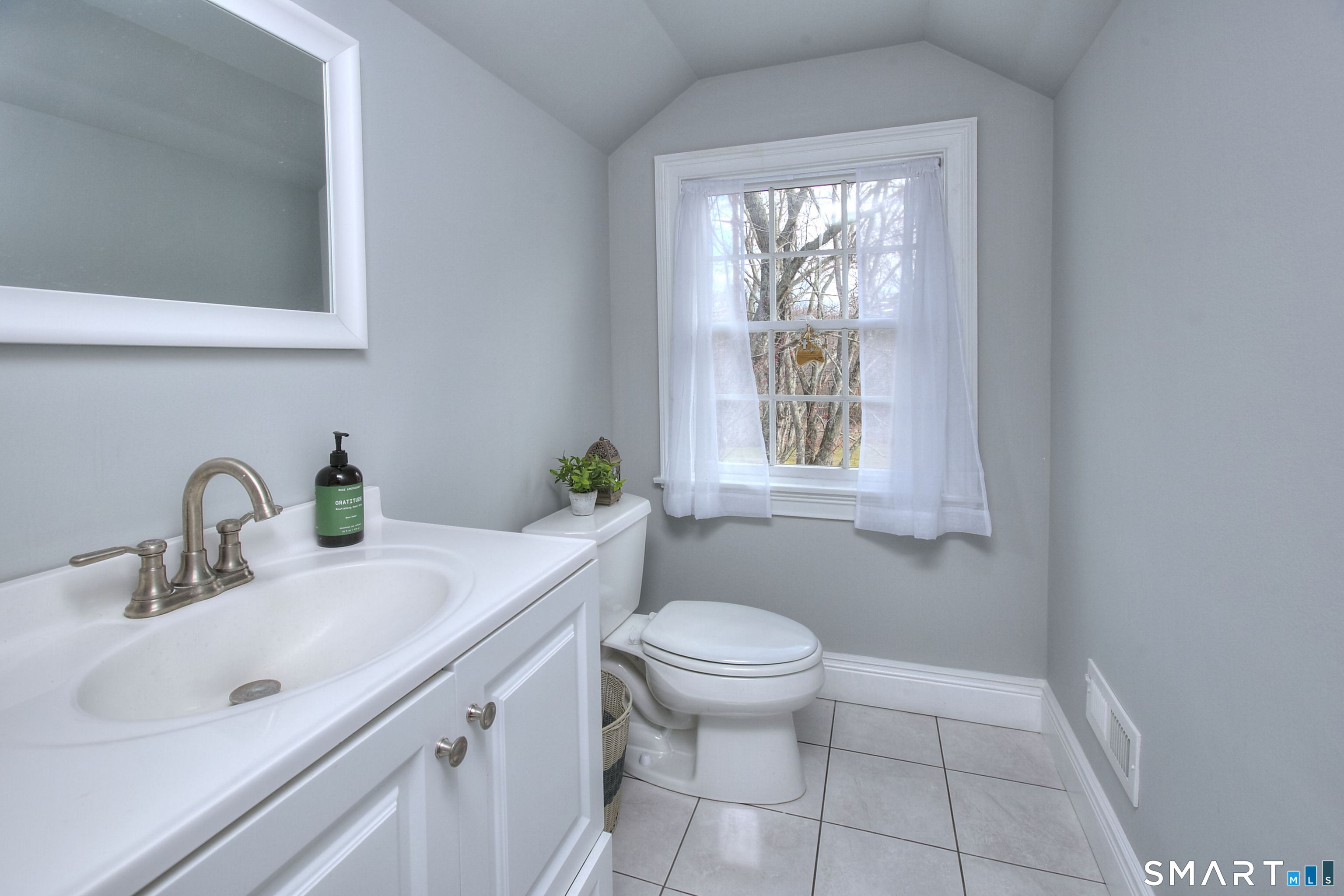 3725 Redding Road Fairfield, CT 06824 - Photo 27 of 40