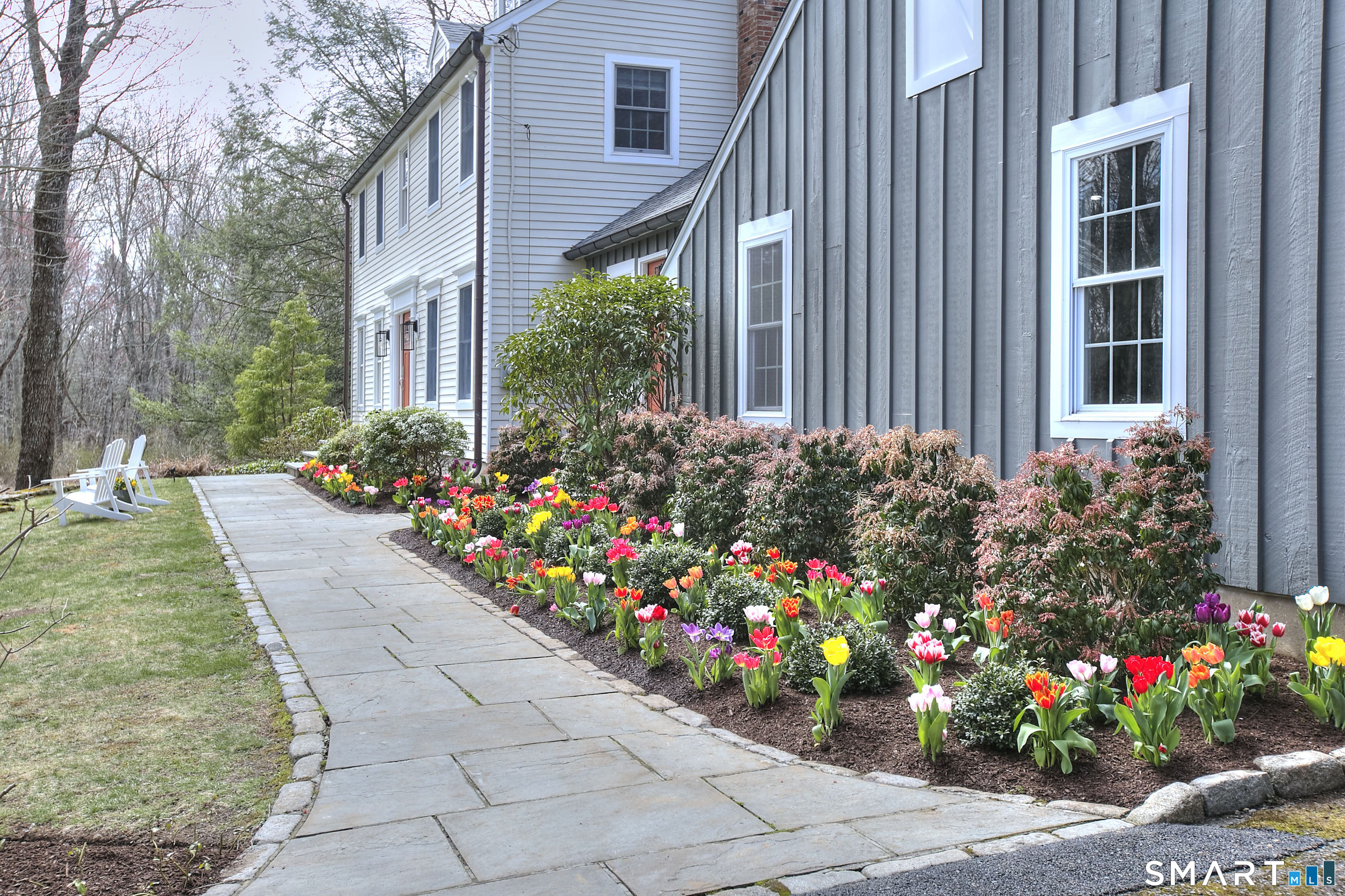 3725 Redding Road Fairfield, CT 06824 - Photo 3 of 40