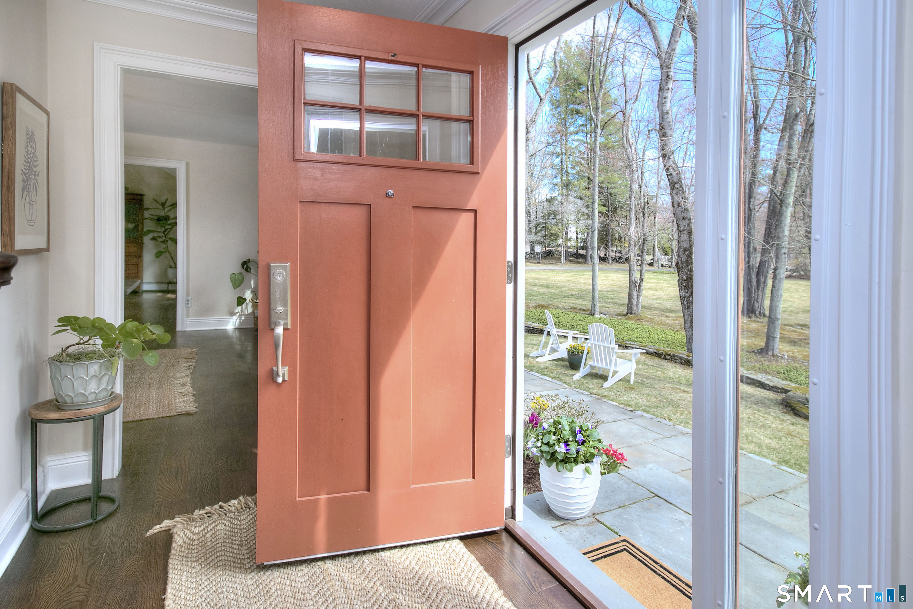 3725 Redding Road Fairfield, CT 06824 - Photo 4 of 40