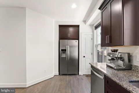 $899,000 | 2981 Stella Blue Lane, Fairfax, VA 22031