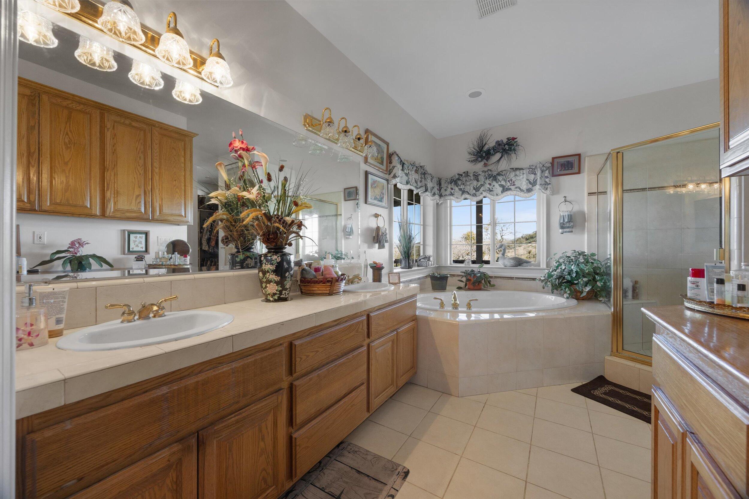 18024 Pellisier Road Tehachapi, CA 93561 - Photo 29 of 46 36-Illuminate Photography - 18024 Pellis