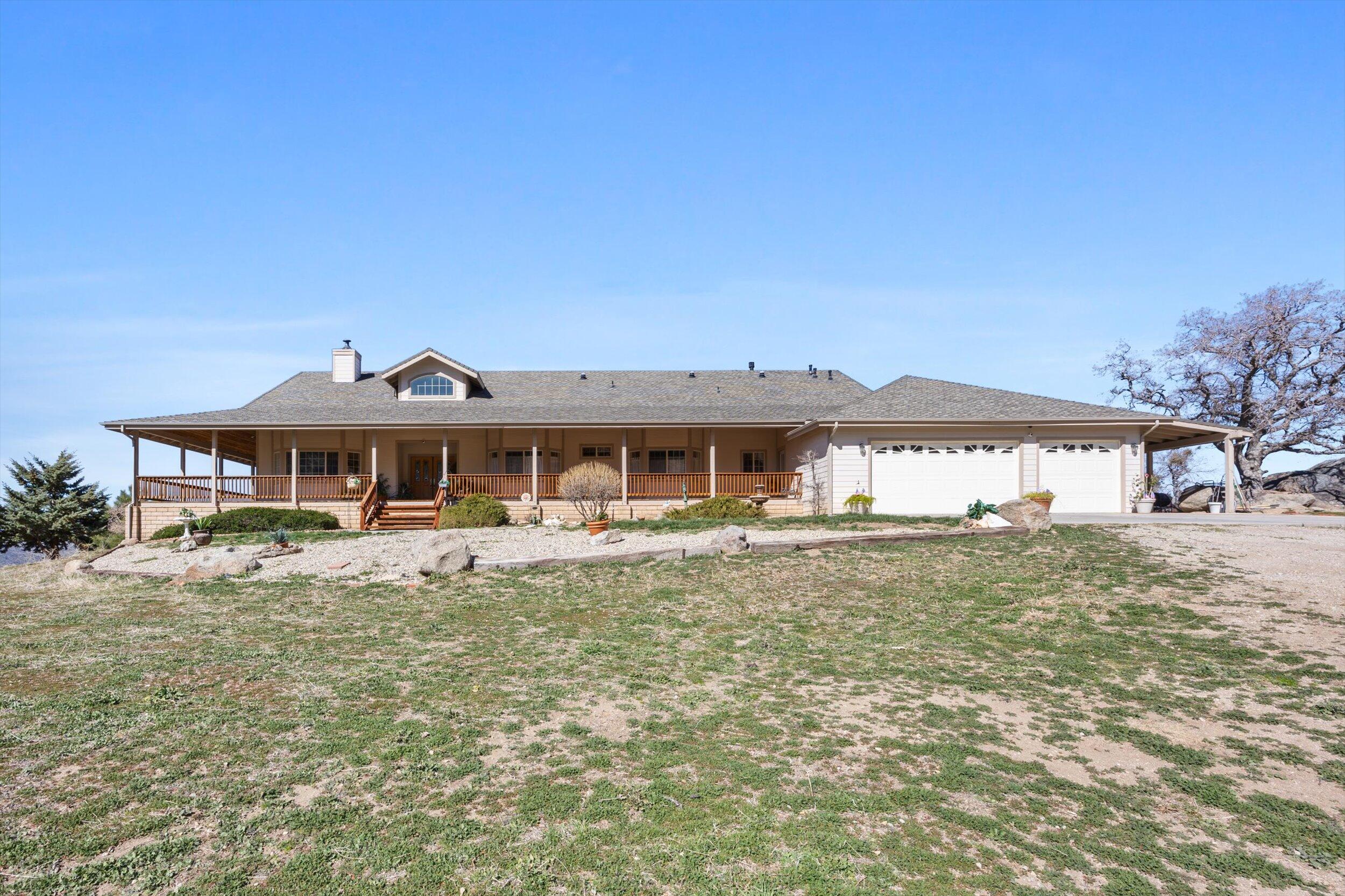 18024 Pellisier Road Tehachapi, CA 93561 - Photo 8 of 46 15-Illuminate Photography - 18024 Pellis