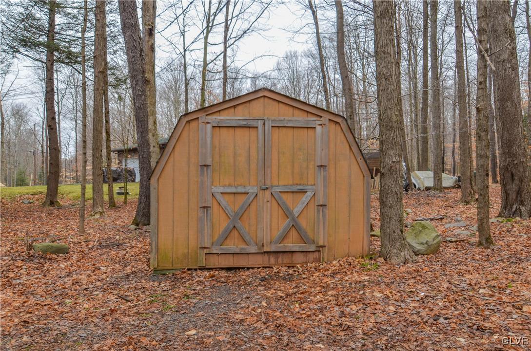 227 King Arthur Road Blakeslee, PA 18610 - Photo 13 of 18 Gallery Image 13