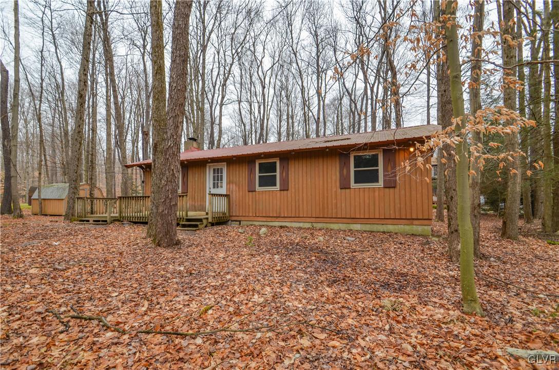 227 King Arthur Road Blakeslee, PA 18610 - Photo 17 of 18 Gallery Image 17