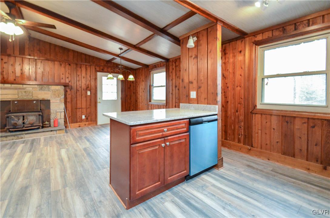 227 King Arthur Road Blakeslee, PA 18610 - Photo 5 of 18 Gallery Image 5