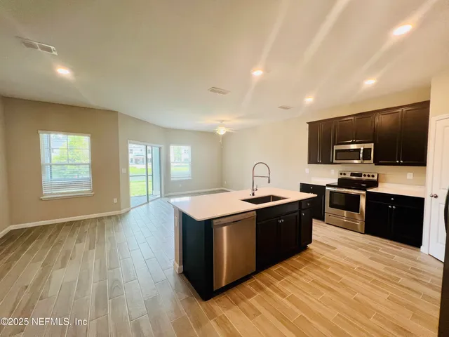 $2,180 | 237 Boracay Circle, St. Johns, FL 32259