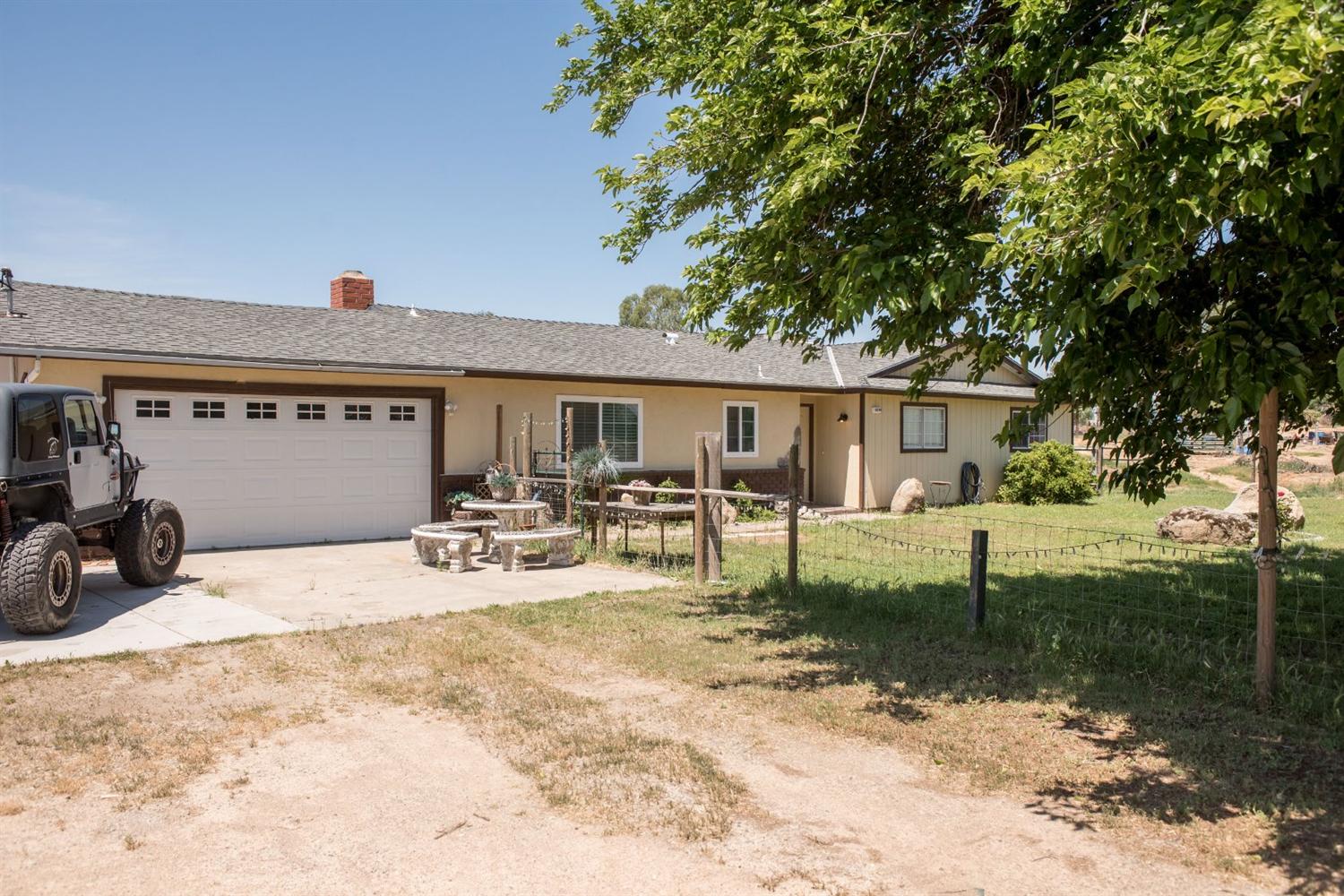 16240 Mark Road Madera, CA 93636 - Photo 2 of 21 Gallery Image 2