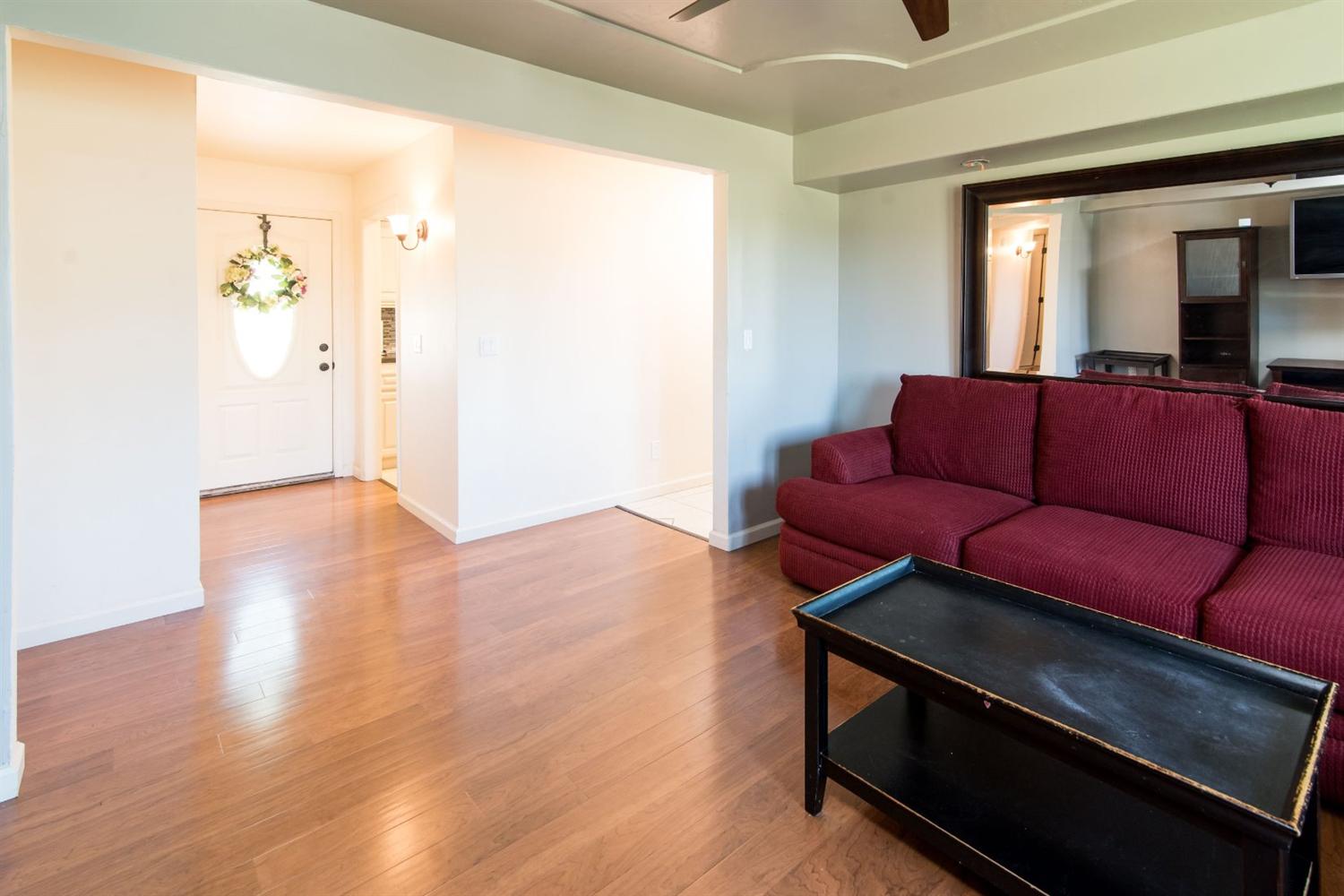 16240 Mark Road Madera, CA 93636 - Photo 12 of 21 Gallery Image 12