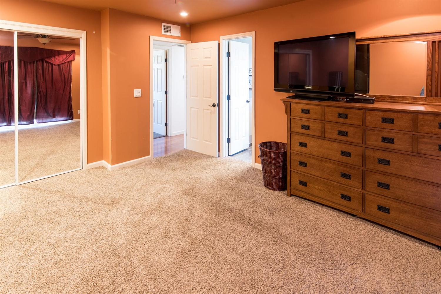 16240 Mark Road Madera, CA 93636 - Photo 17 of 21 Gallery Image 17