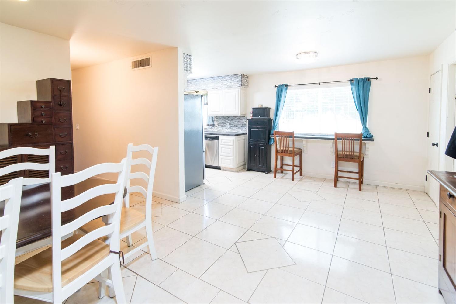 16240 Mark Road Madera, CA 93636 - Photo 9 of 21 Gallery Image 9