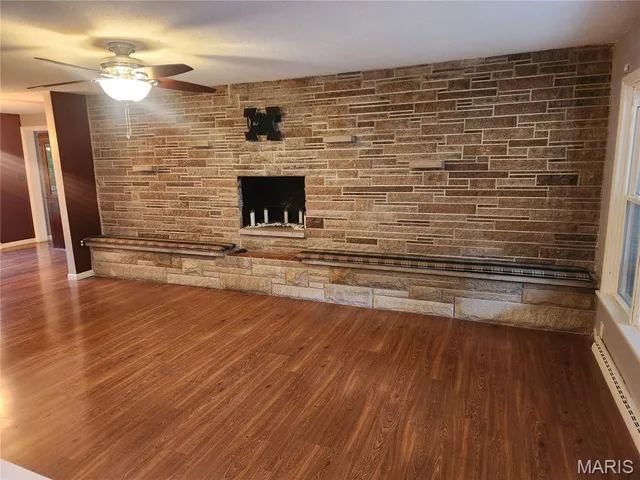 $229,000 | 2314 Fairview Drive, Alton, IL 62002