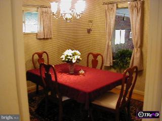 43 Valley Road Reading, PA 19610 - Photo 4 of 4 Gallery Image 4