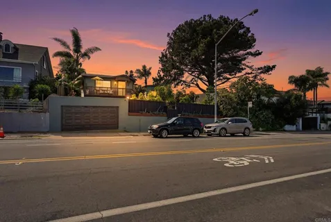 $1,298,747 | 4415 Voltaire Street, San Diego, CA 92107