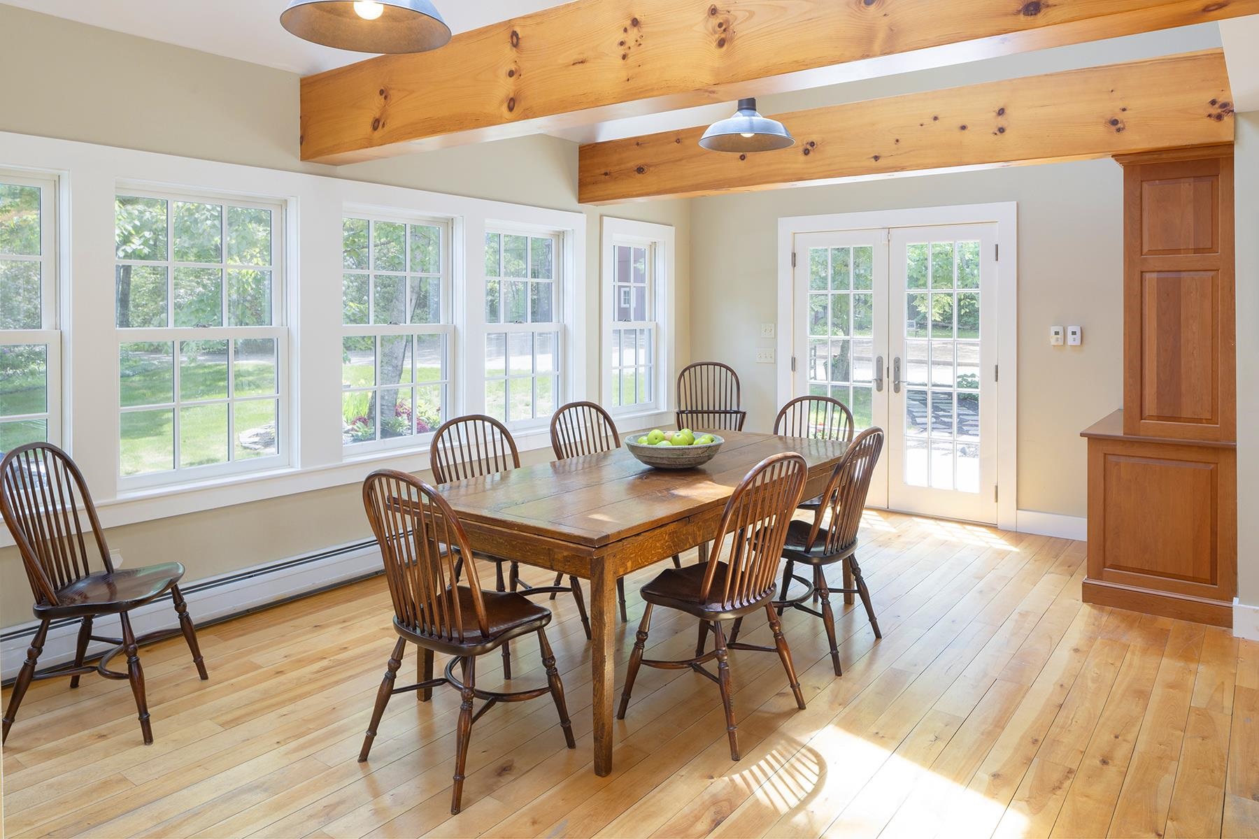385 Irish Hill Road Hopkinton, NH 03229 - Photo 14 of 60