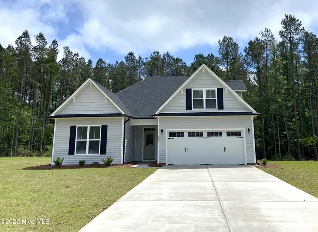 $389,635 | 155 New Road, Burgaw, NC 28425