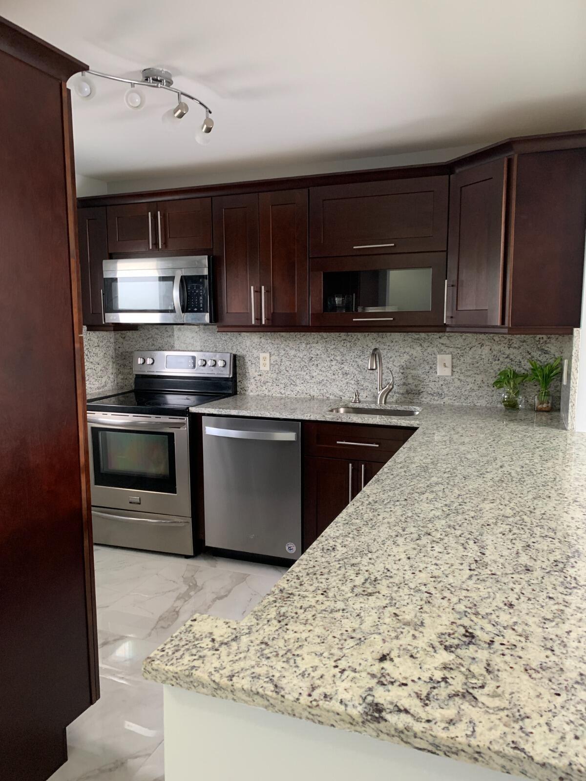 5700 Northwest 2nd Avenue, Unit 311 Boca Raton, FL 33487 - Photo 1 of 12 5700311 kithcen