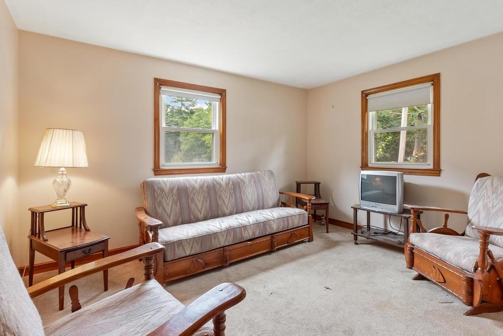 88 Bridle Road Billerica, MA 01821 - Photo 13 of 29 Gallery Image 13