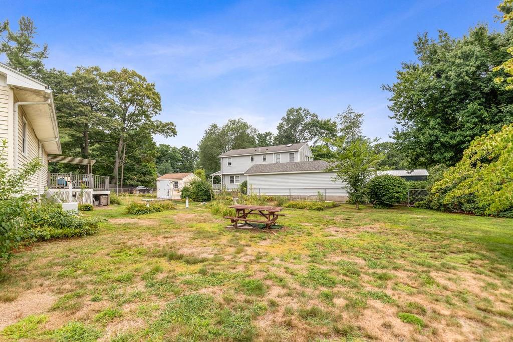 88 Bridle Road Billerica, MA 01821 - Photo 25 of 29 Gallery Image 25