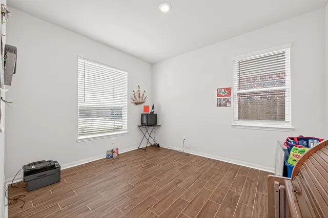 a view of livingroom with hardwood