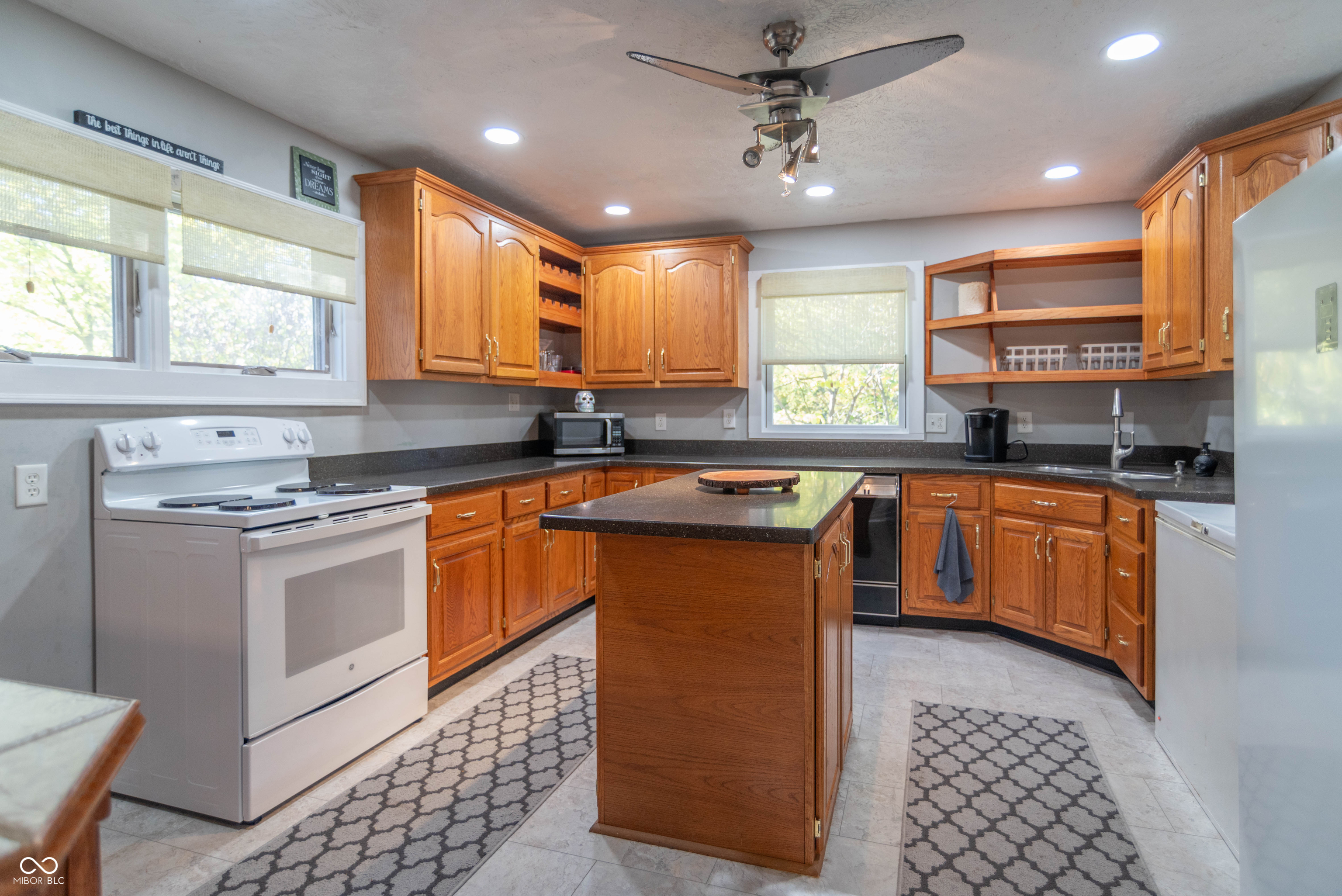 3136 East Edgewood Avenue Indianapolis, IN 46227 - Photo 11 of 22