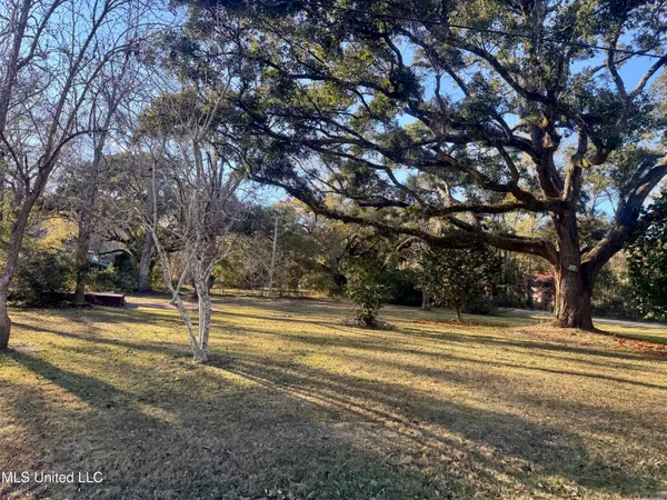 $59,500 | 913 Roys Road, Gautier, MS 39553