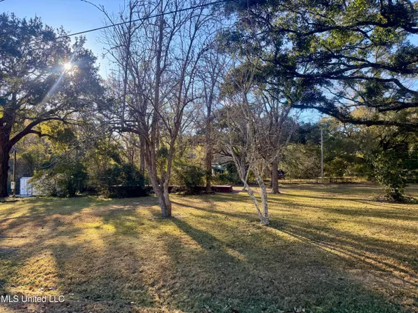 $59,500 | 913 Roys Road, Gautier, MS 39553