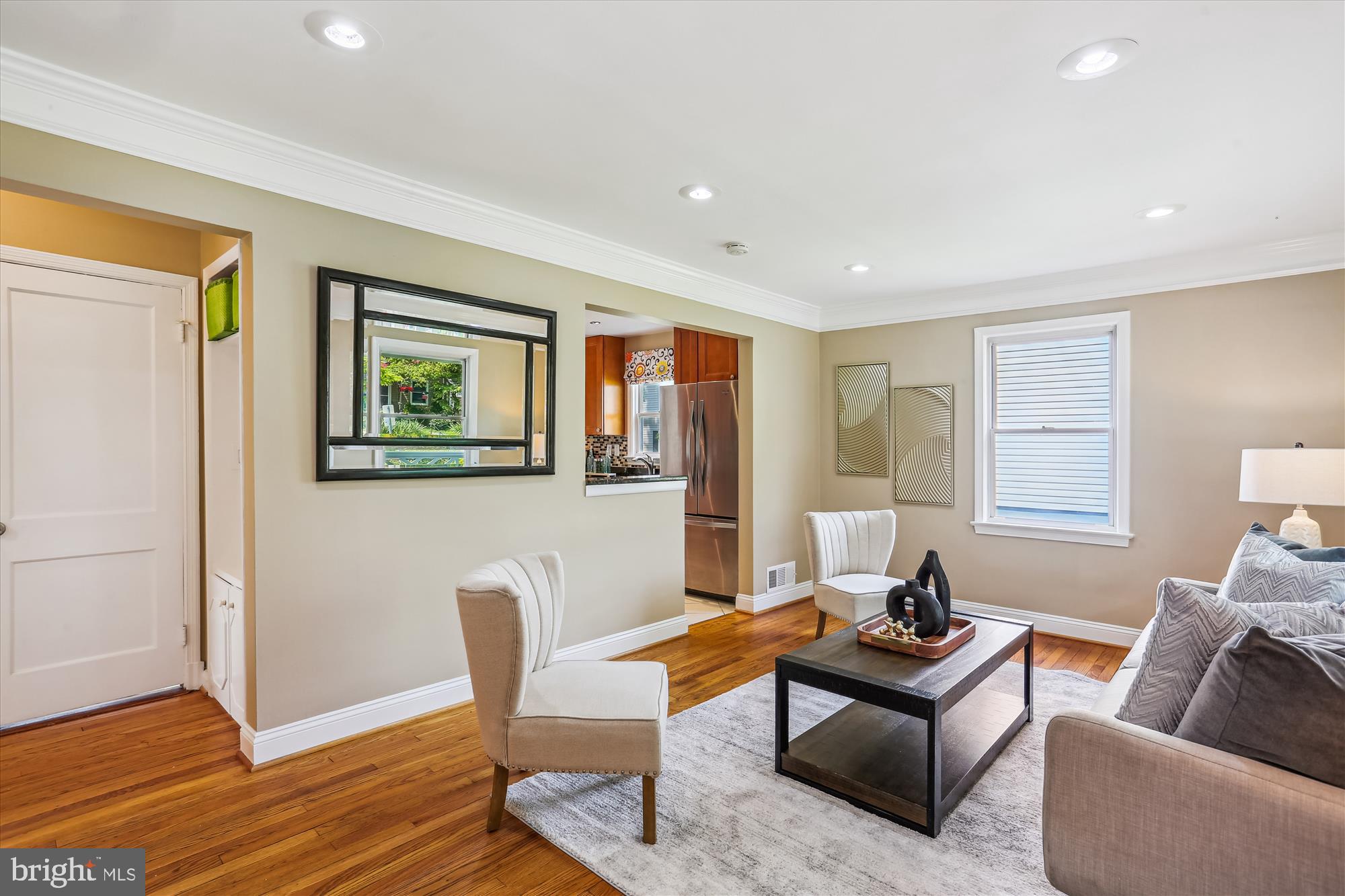 3502 Murdock Road Kensington, MD 20895 - Photo 5 of 42 Living Room