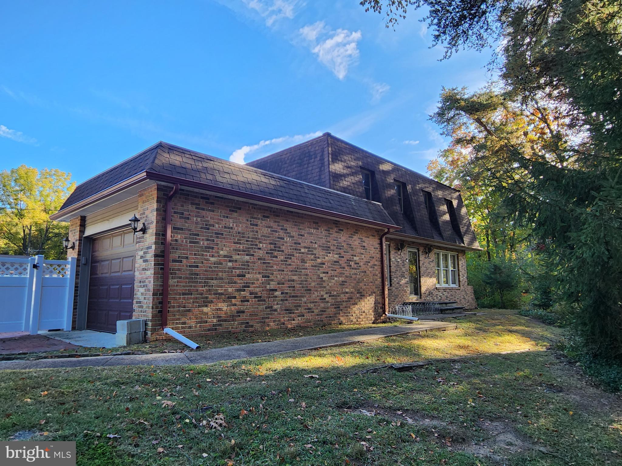 430 Greentree Road Sewell, NJ 08080 - Photo 8 of 66