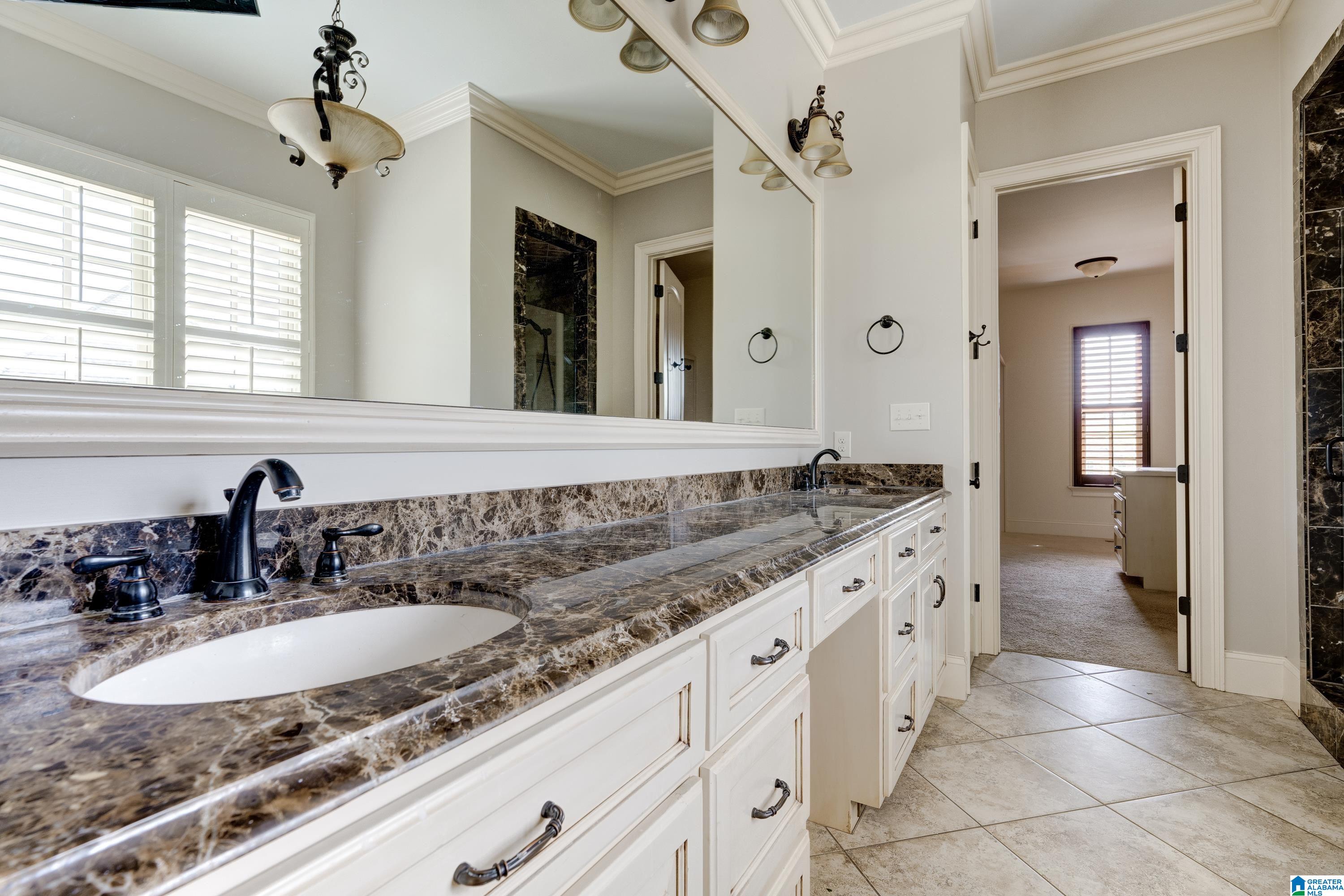 2025 Springhill Court Birmingham, AL 35242 - Photo 27 of 62