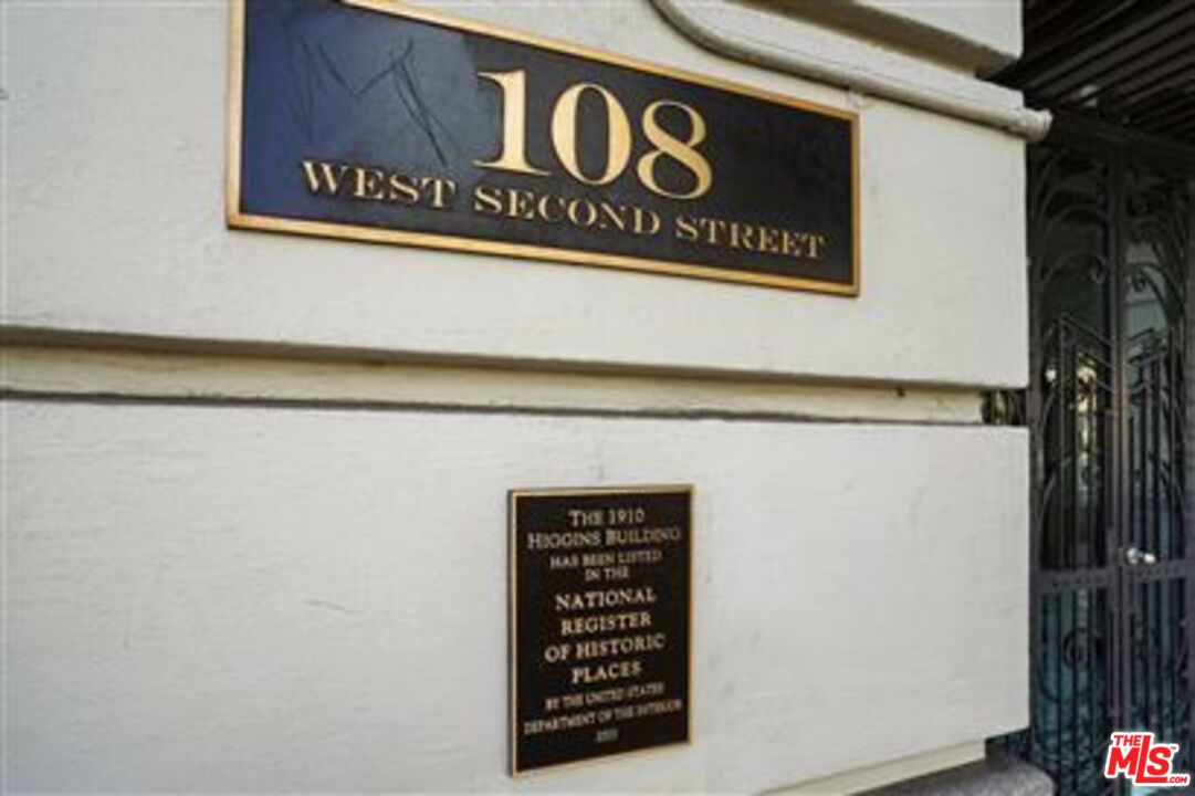 108 West 2nd Street, Unit 708 Los Angeles, CA 90012 - Photo 35 of 40 a close up of a street sign