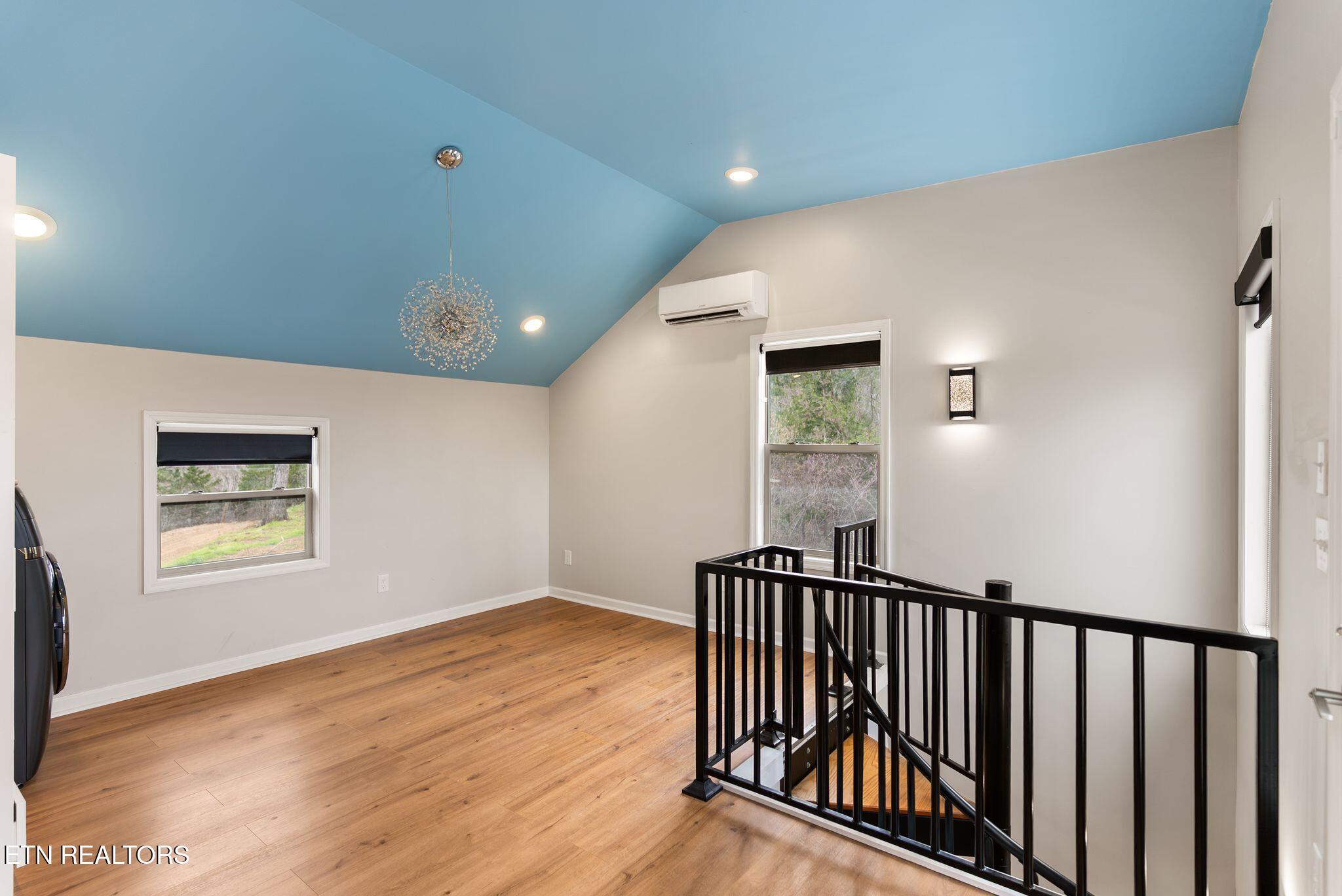 197 Ruth Lane Sevierville, TN 37862 - Photo 18 of 42 Upstairs bedroom1