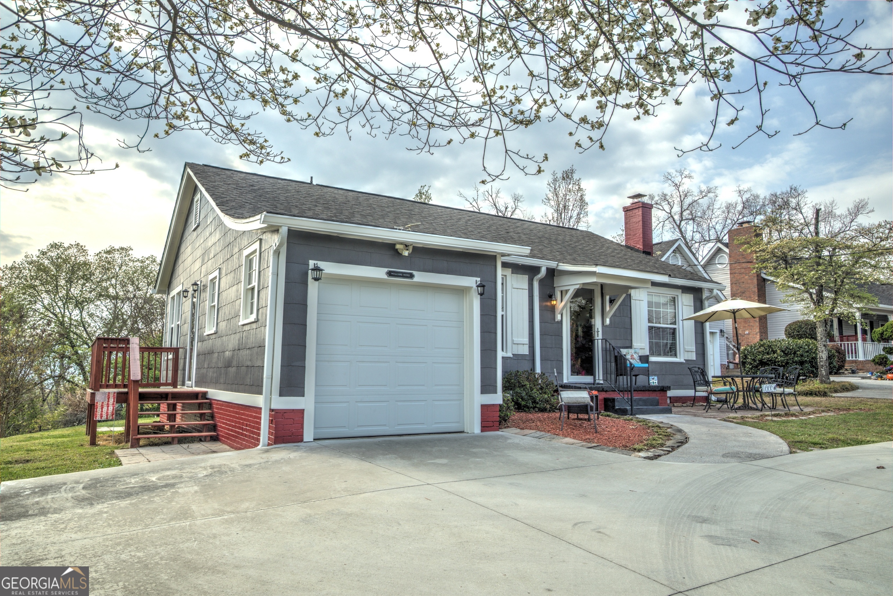 1005 South Crest Road Rossville, GA 30741 - Photo 2 of 25