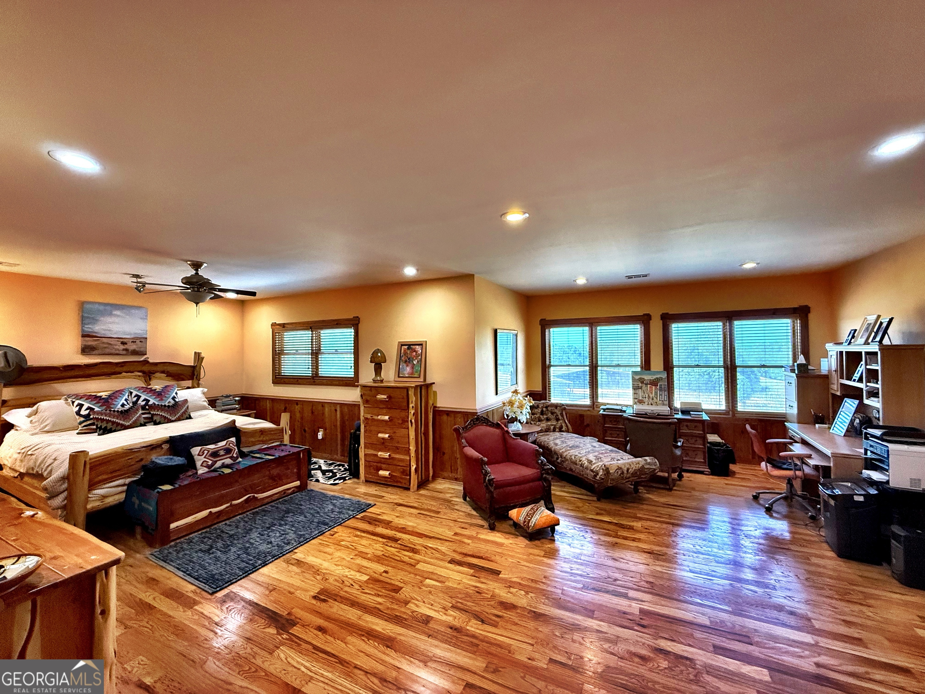 120 Torbet Road Forsyth, GA 31029 - Photo 36 of 118 a living room with furniture window and a flat screen tv