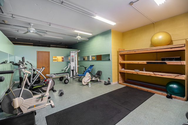 1043 South York Road, Unit 202 Bensenville, IL 60106 - Photo 13 of 14