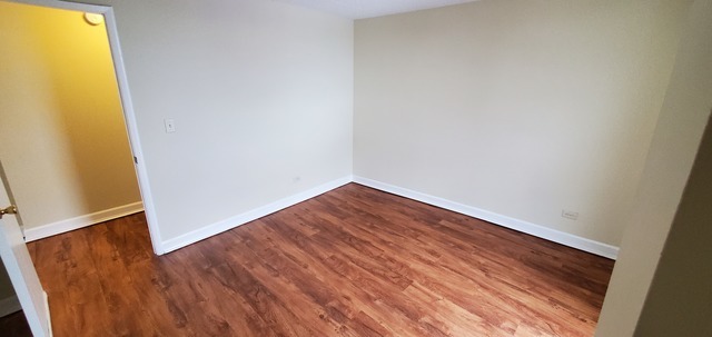 1043 South York Road, Unit 202 Bensenville, IL 60106 - Photo 10 of 14