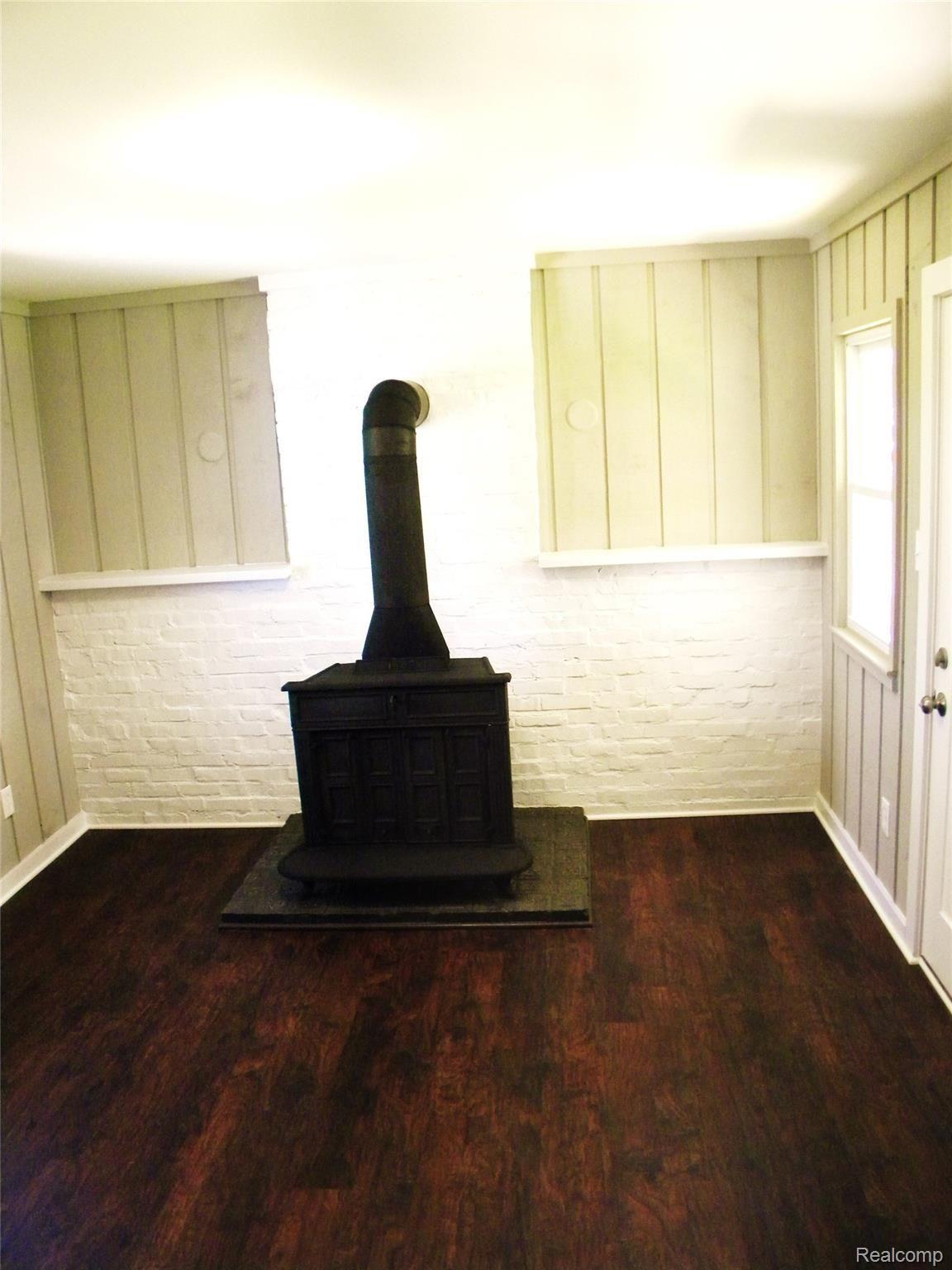 49 Turrill Road Lapeer, MI 48446 - Photo 16 of 22 turrill 003.JPG