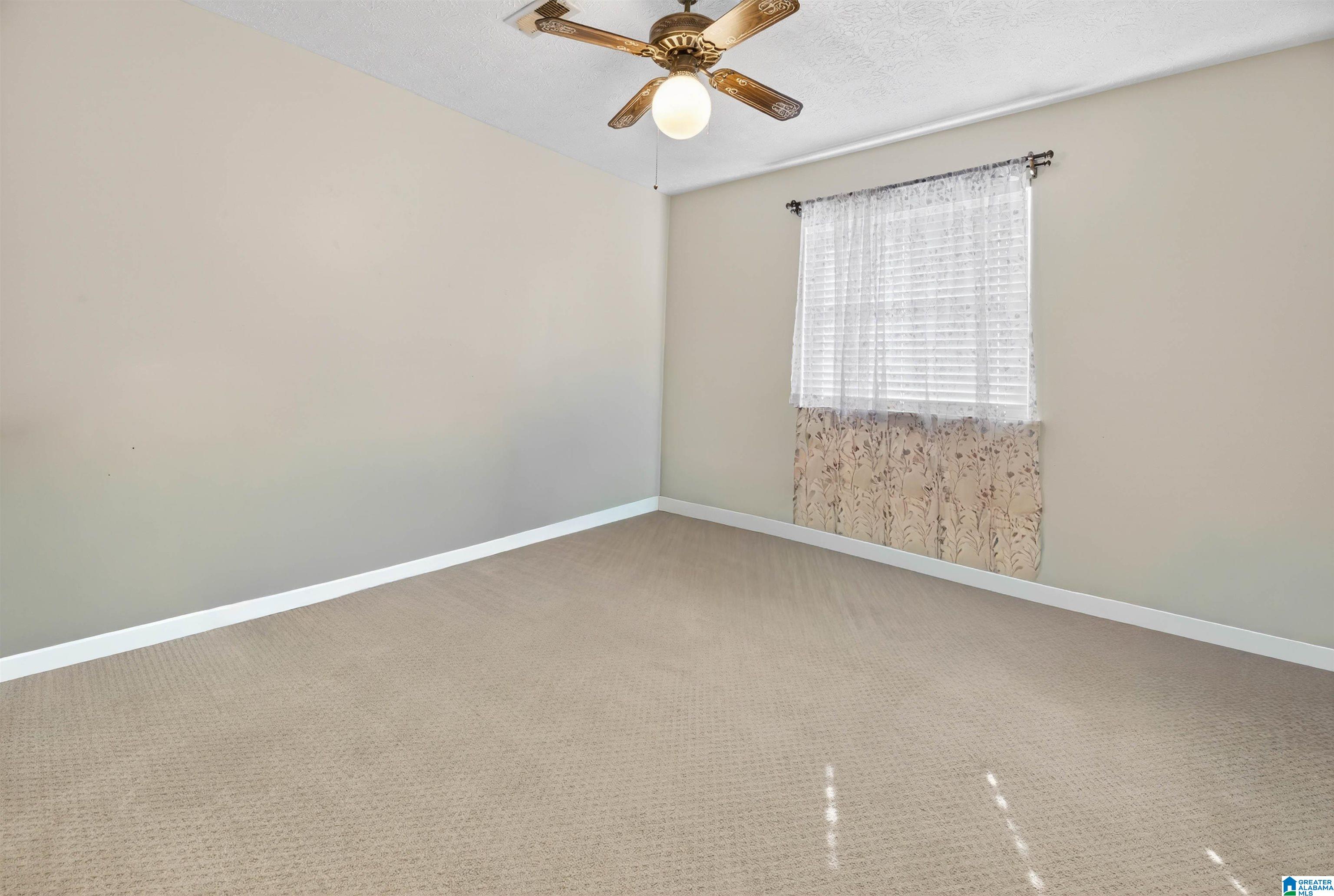 1501 Pebble Lane Weaver, AL 36277 - Photo 15 of 29