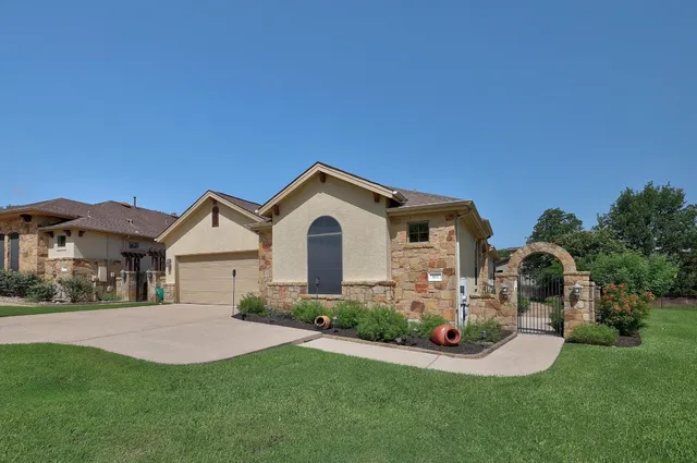 $624,900 | 102 Rivulet Lane, Lakeway, TX 78738