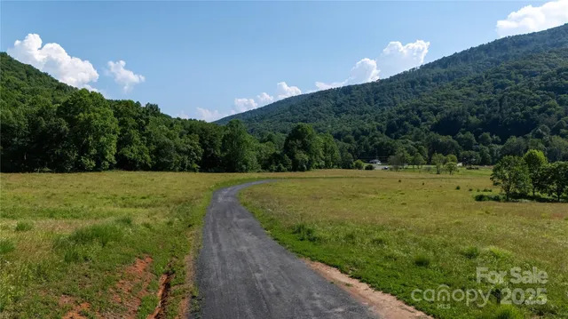 $169,900 | 2 Highland River Parkway, Unit 2, Newland, NC 28657