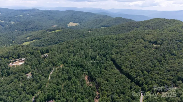 $169,900 | 2 Highland River Parkway, Unit 2, Newland, NC 28657