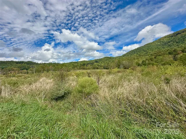 $169,900 | 2 Highland River Parkway, Unit 2, Newland, NC 28657