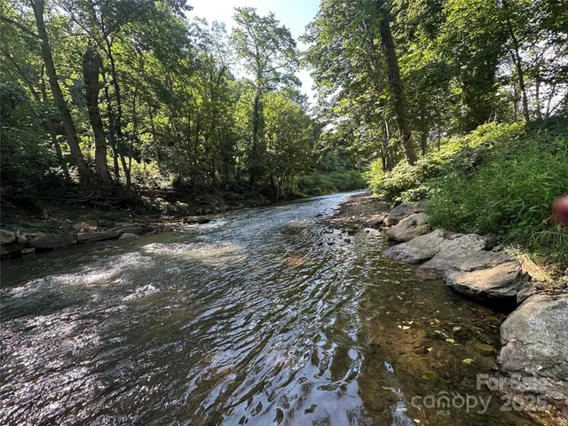 $169,900 | 2 Highland River Parkway, Unit 2, Newland, NC 28657