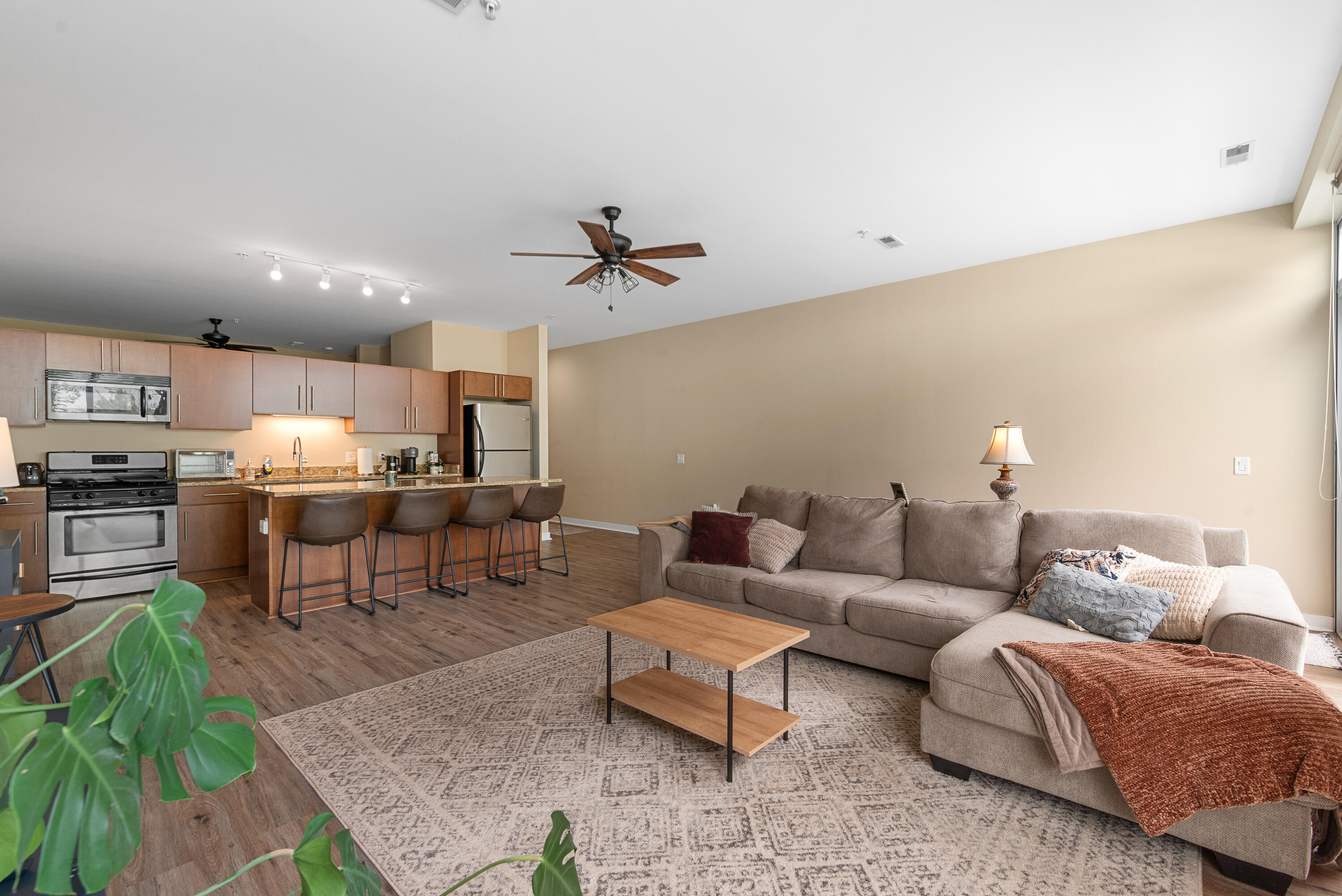 1902 North Commerce Street, Unit 102 Milwaukee, WI 53212 - Photo 26 of 28 Open Floor Plan