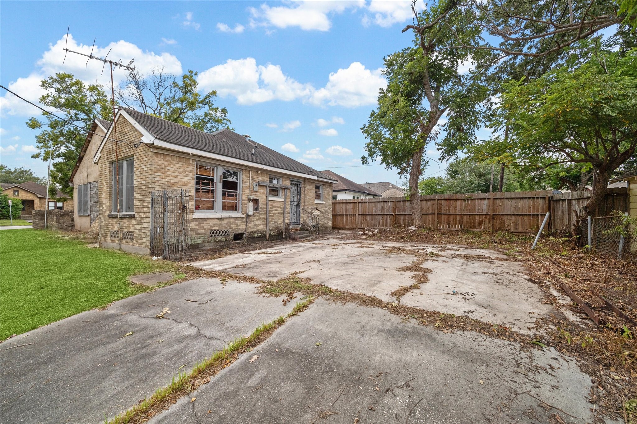 4310 Delano Street Houston, TX 77004 - Photo 4 of 6 a view of a house with a backyard