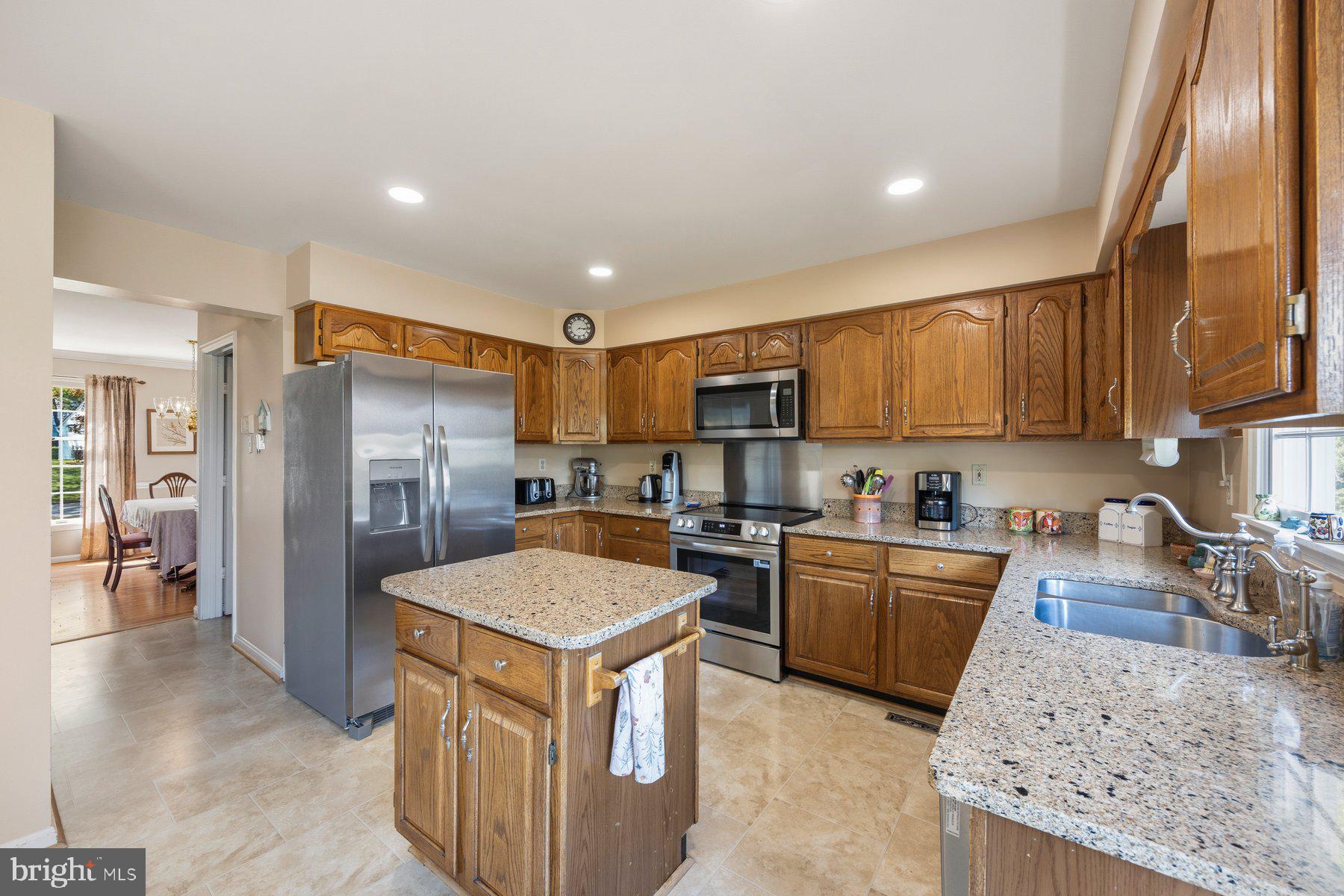 3673 Cragsmoor Road Ellicott City, MD 21042 - Photo 10 of 35