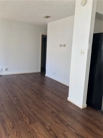 $950 | 6500 South 1st Street, Unit 103, Austin, TX 78745