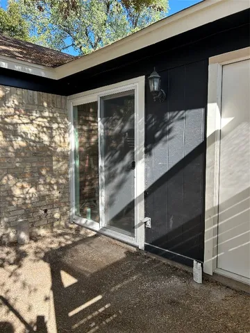 $950 | 6500 South 1st Street, Unit 103, Austin, TX 78745