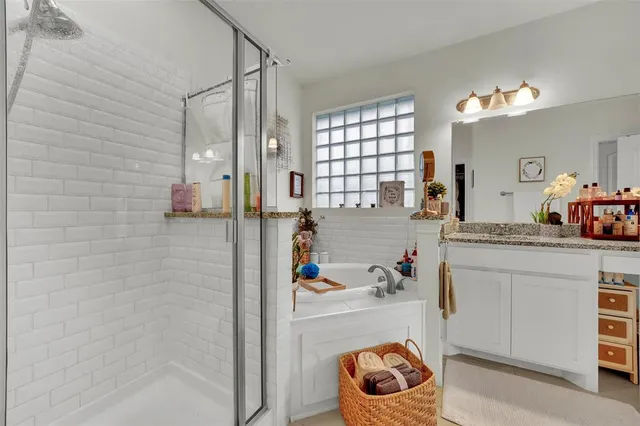 $2,800 | 345 Twin Creeks Drive, Garland, TX 75040