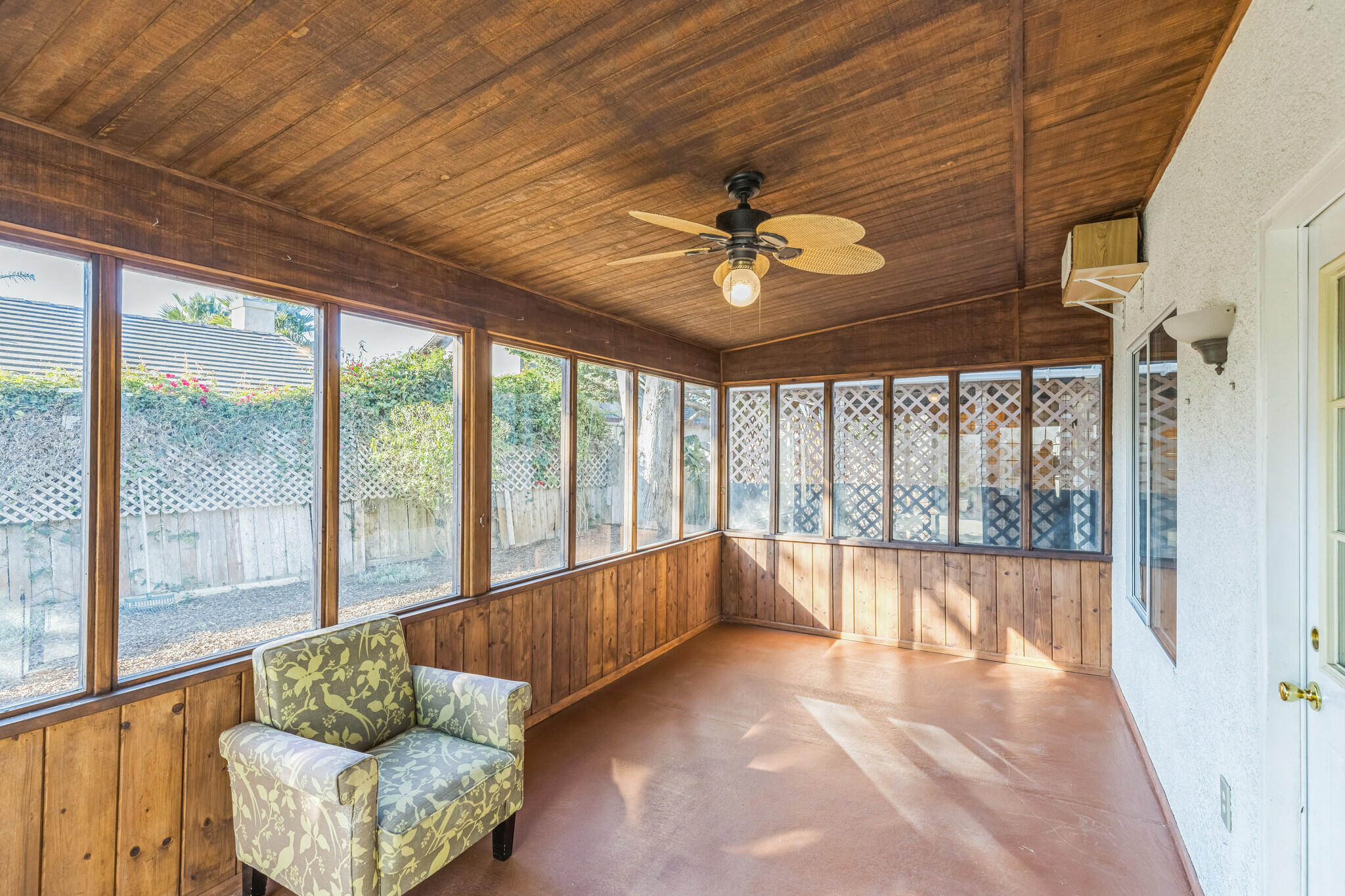 5146 Turnstone Circle Guadalupe, CA 93434 - Photo 15 of 21 a living room with furniture and a large window
