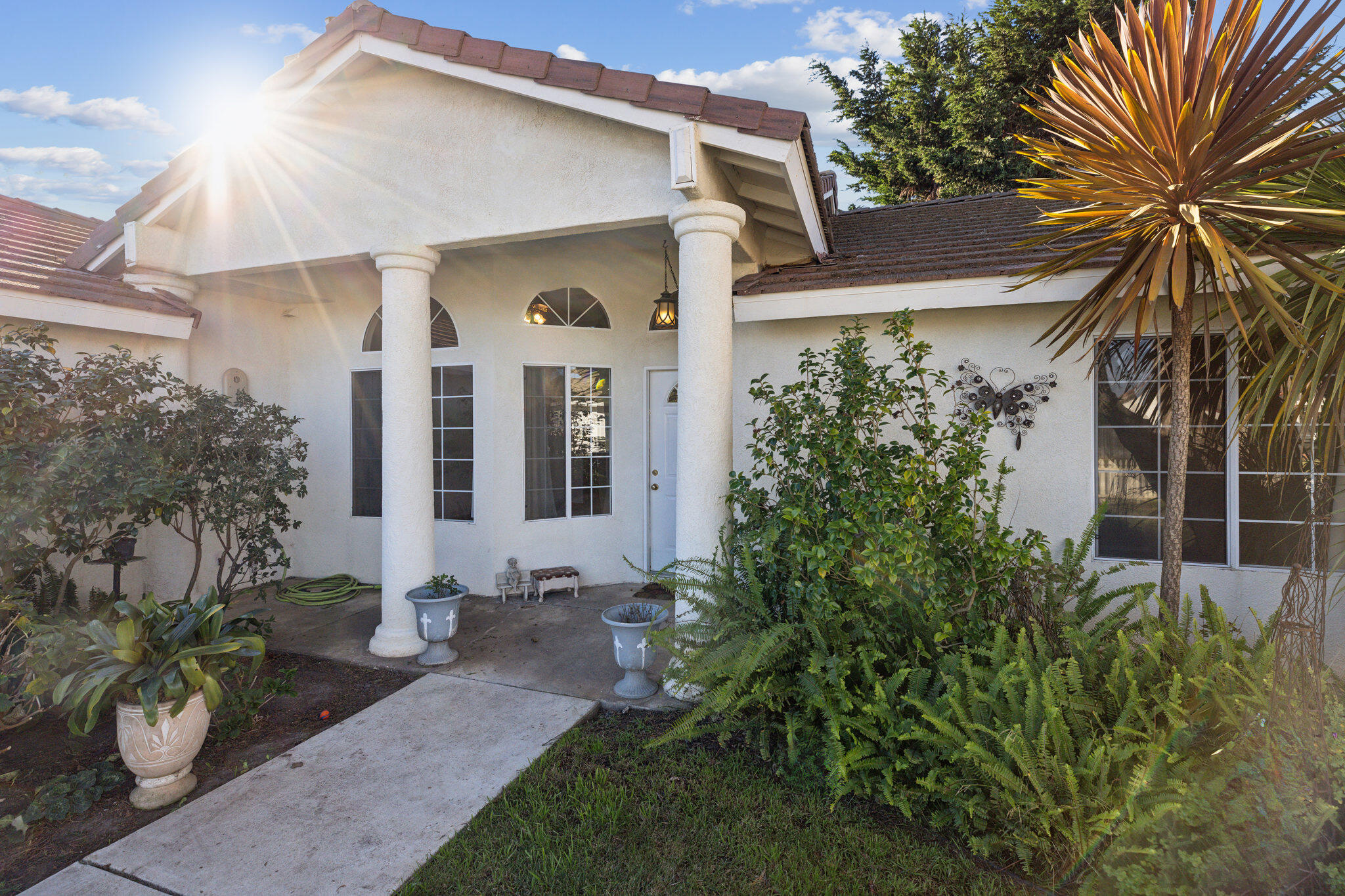 5146 Turnstone Circle Guadalupe, CA 93434 - Photo 17 of 21 a front view of a house with garden